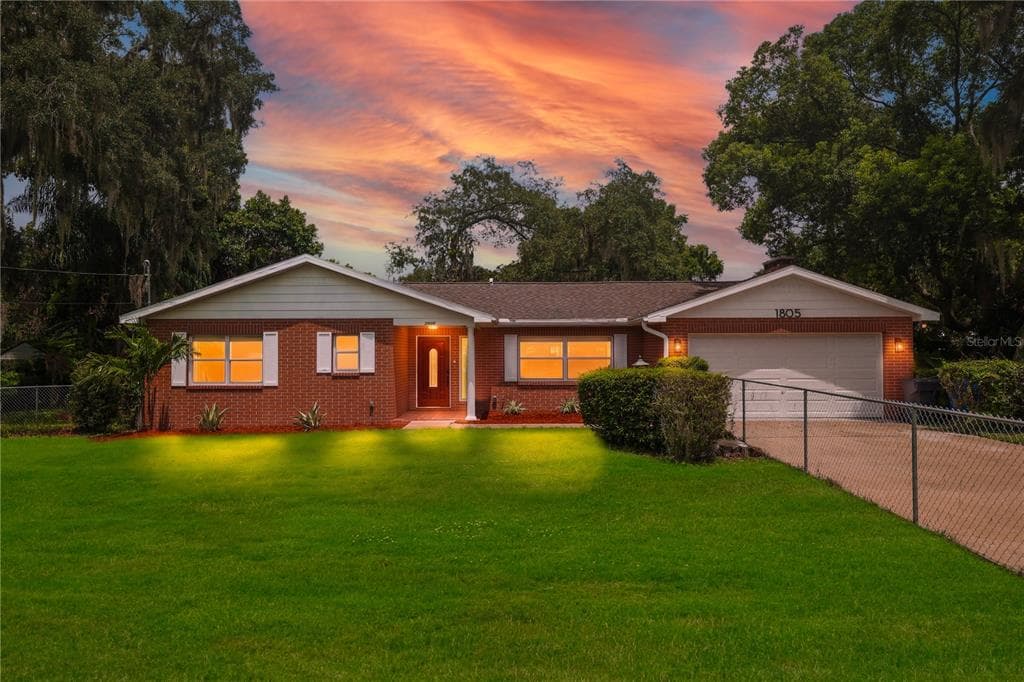 1805 DIERKER DRIVE, VALRICO, FL 33596