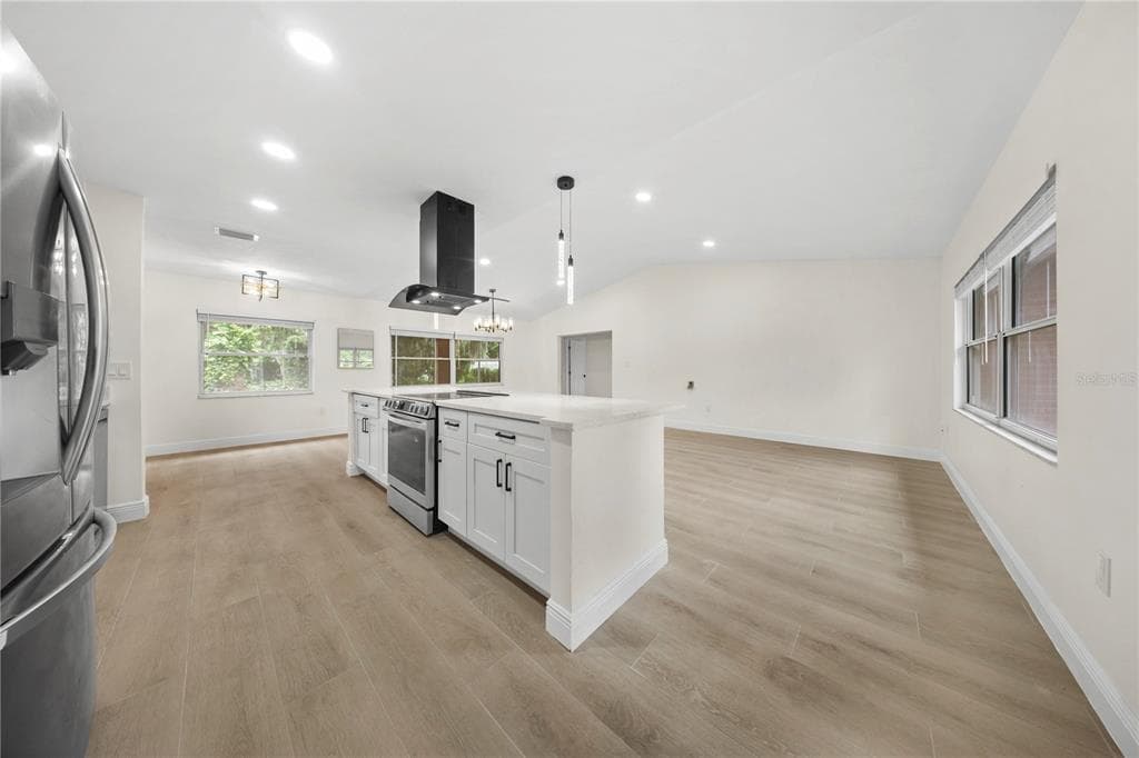 1805 DIERKER DRIVE, VALRICO, FL 33596 — zdjęcie 5