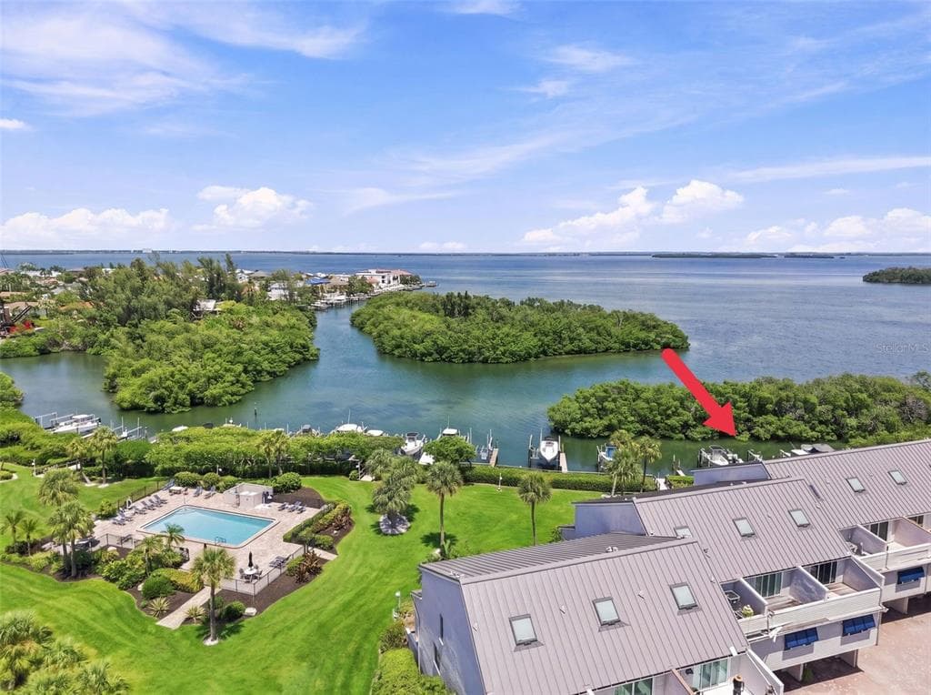 1375 PINELLAS BAYWAY S # 39, TIERRA VERDE, FL 33715