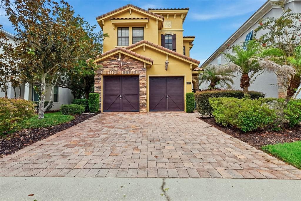 877 DESERT MOUNTAIN COURT, KISSIMMEE, FL 34747