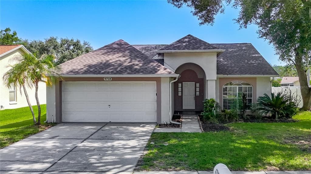 9718 PLEASANT RUN WAY, TAMPA, FL 33647
