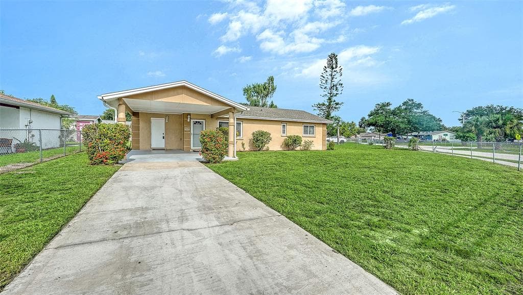 3307 NEWTOWN BOULEVARD, SARASOTA, FL 34234