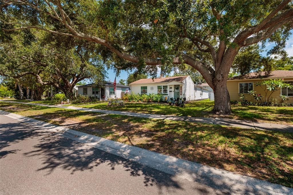 1220 56TH AVENUE N, ST PETERSBURG, FL 33703 — zdjęcie 5