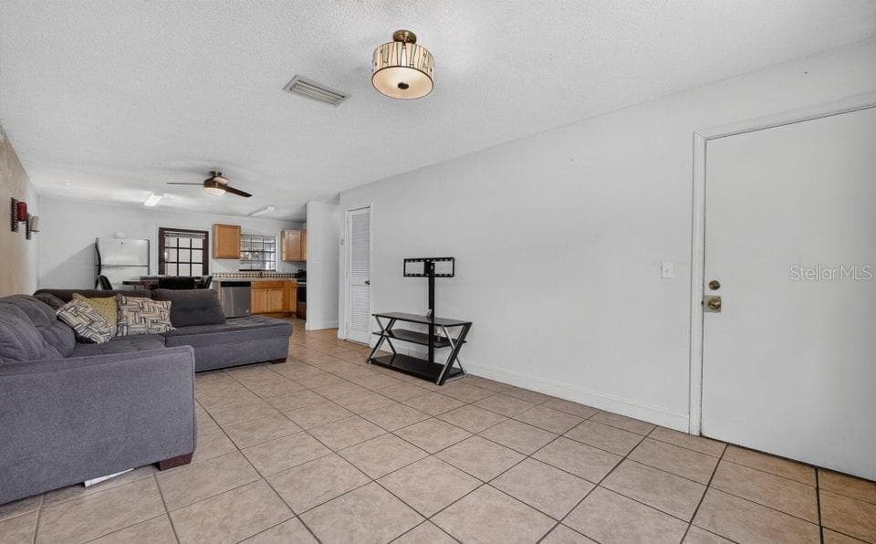 912 ROYAL OAK COURT, HOLLY HILL, FL 32117 — zdjęcie 4