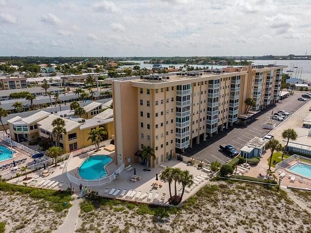 1255 TARPON CENTER DRIVE # 304, VENICE, FL 34285