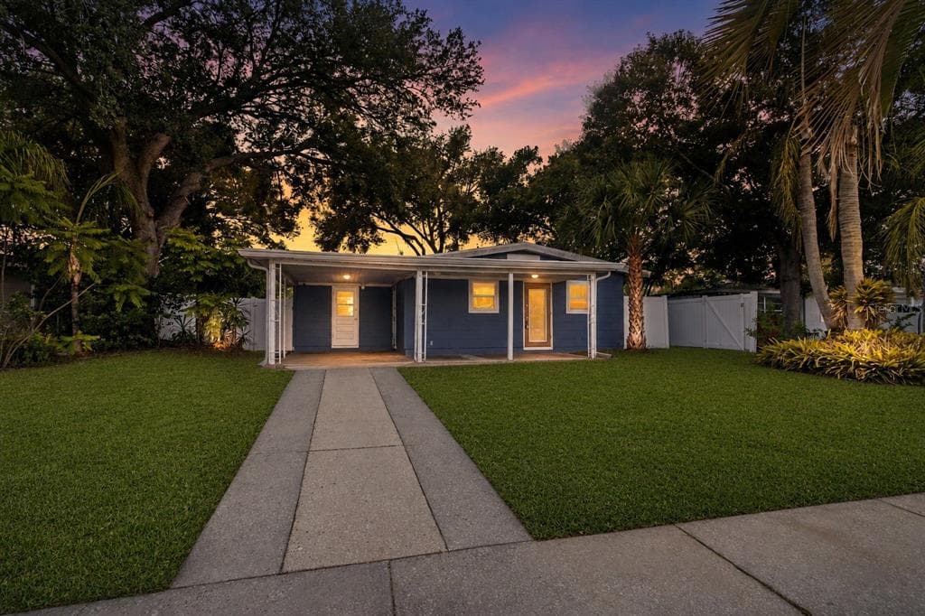 4402 W TRILBY AVENUE, TAMPA, FL 33616