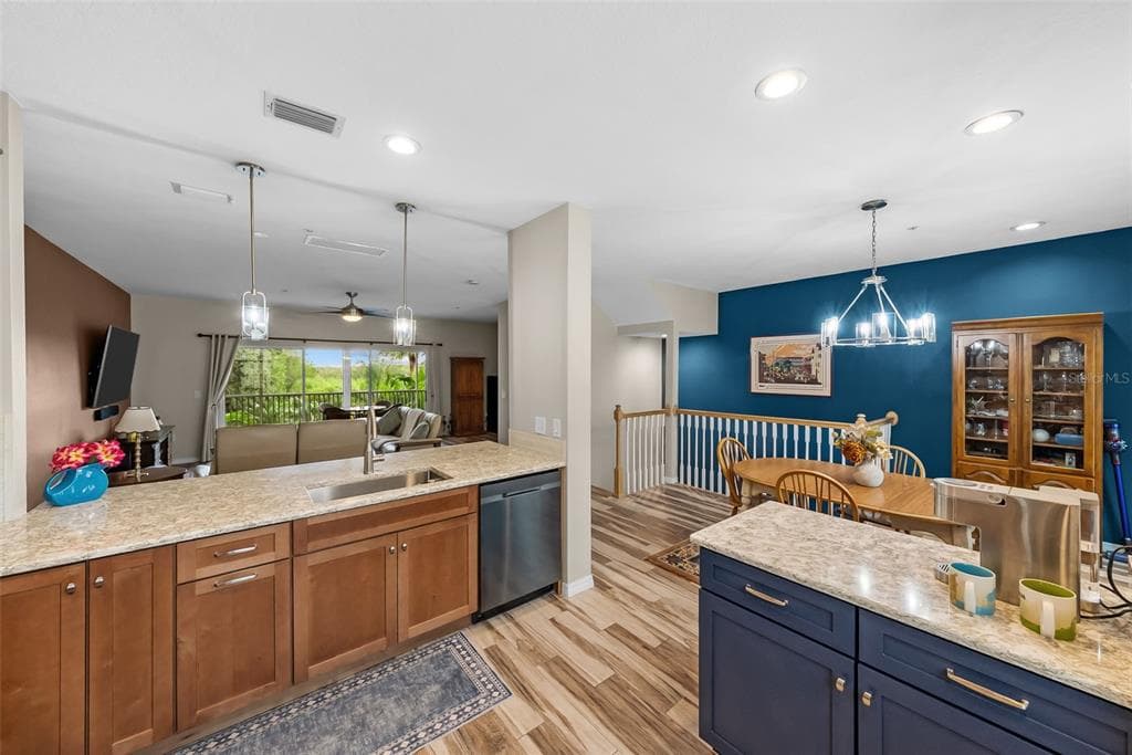 38 SEAGRAPE CIRCLE, CLEARWATER, FL 33759 — zdjęcie 5