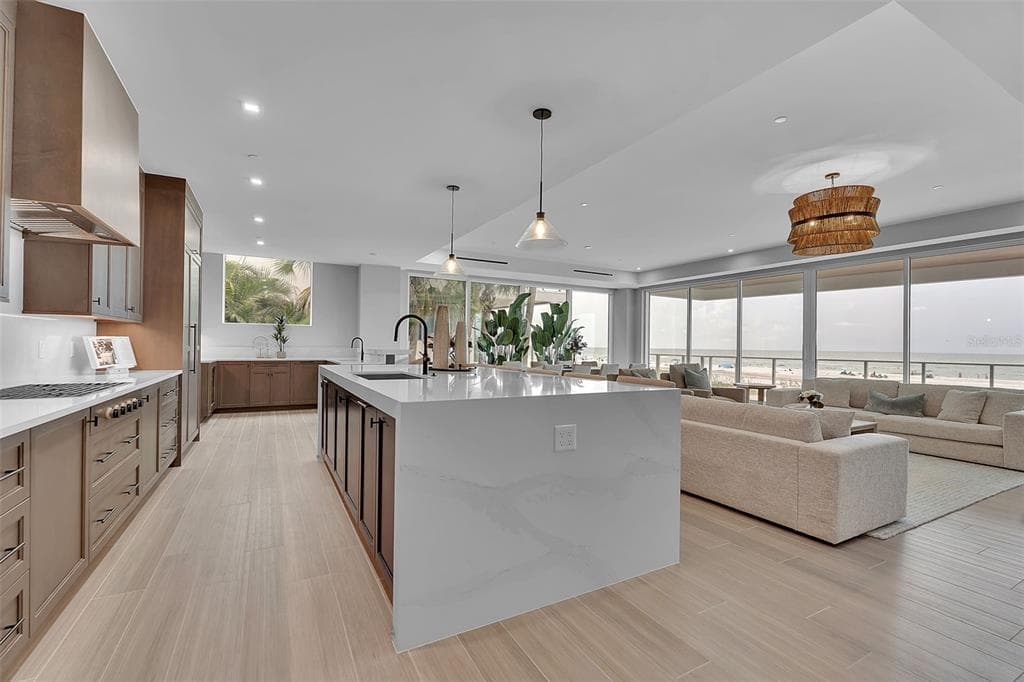 70 AVENIDA VENECCIA # 201, SARASOTA, FL 34242 — zdjęcie 2