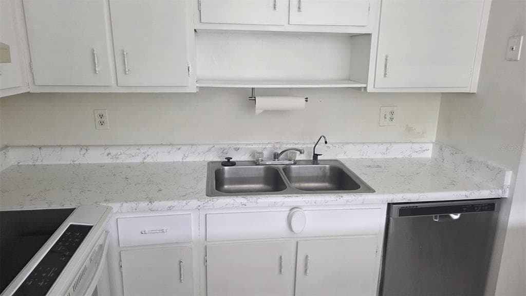 6328 NEWTOWN CIRCLE # B2, TAMPA, FL 33615 — zdjęcie 4