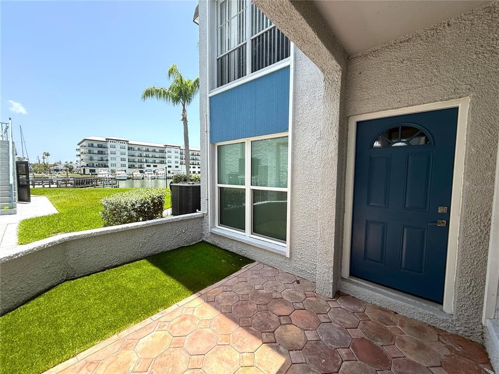 201 MEDALLION BOULEVARD # D, MADEIRA BEACH, FL 33708
