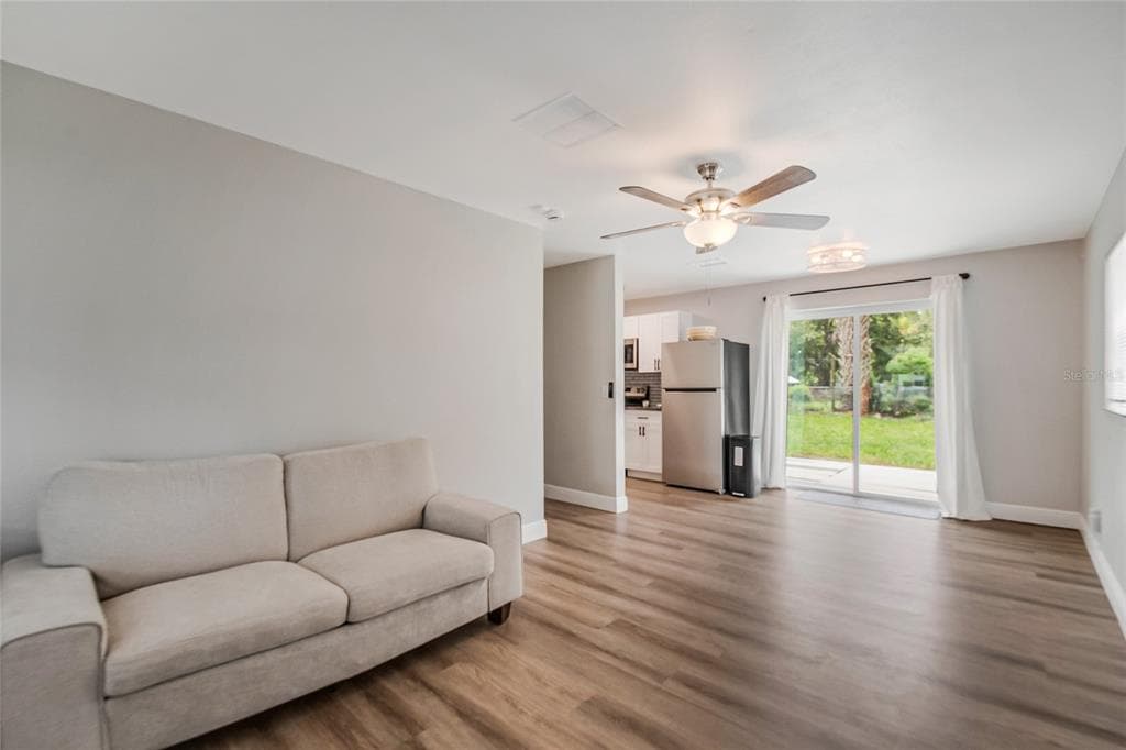 211 WOODMERE BOULEVARD, SANFORD, FL 32773 — zdjęcie 2