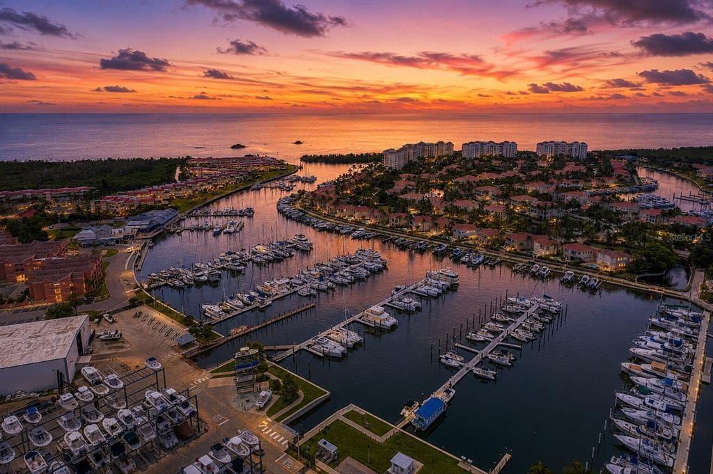 3329 SUNSET KEY CIRCLE # 204, PUNTA GORDA, FL 33955 — zdjęcie 3