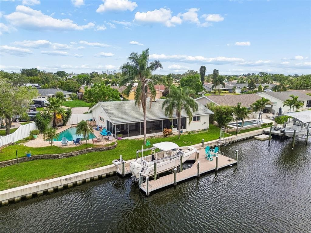 1473 50TH AVENUE NE, ST PETERSBURG, FL 33703