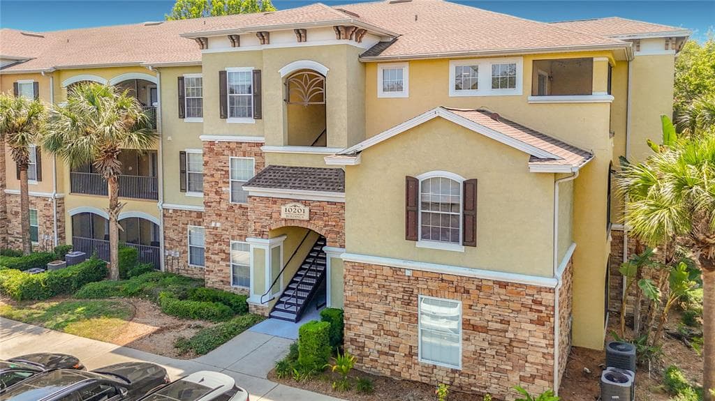 10201 COURTNEY PALMS BOULEVARD # 203, TAMPA, FL 33619 — zdjęcie 2