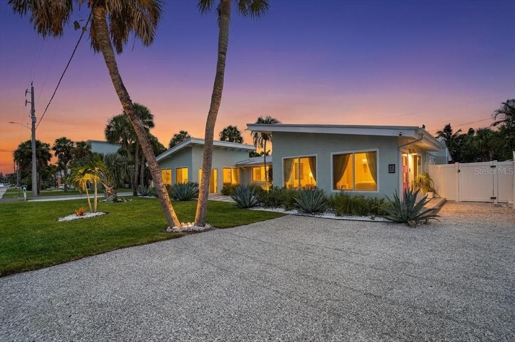 6203 HOLMES BOULEVARD, HOLMES BEACH, FL 34217 — zdjęcie 3