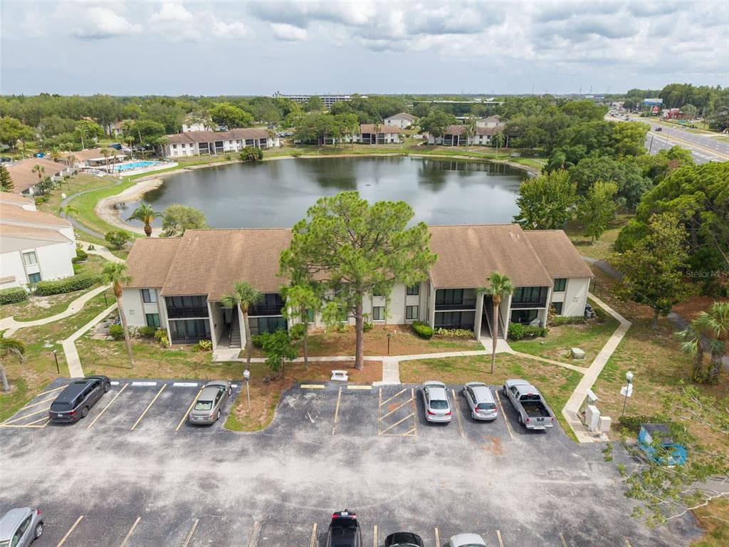 1882 PINE RIDGE WAY W # C2, PALM HARBOR, FL 34684 — zdjęcie 5