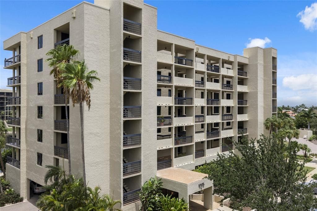 1095 GULF OF MEXICO DRIVE # 303, LONGBOAT KEY, FL 34228 — zdjęcie 2