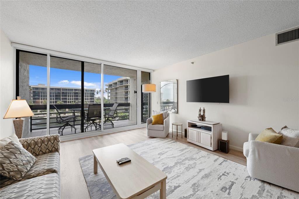 1095 GULF OF MEXICO DRIVE # 303, LONGBOAT KEY, FL 34228 — zdjęcie 3