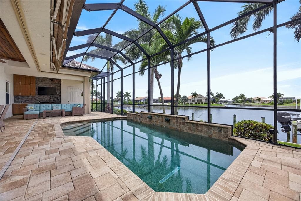 2018 DEBORAH DRIVE, PUNTA GORDA, FL 33950 — zdjęcie 4