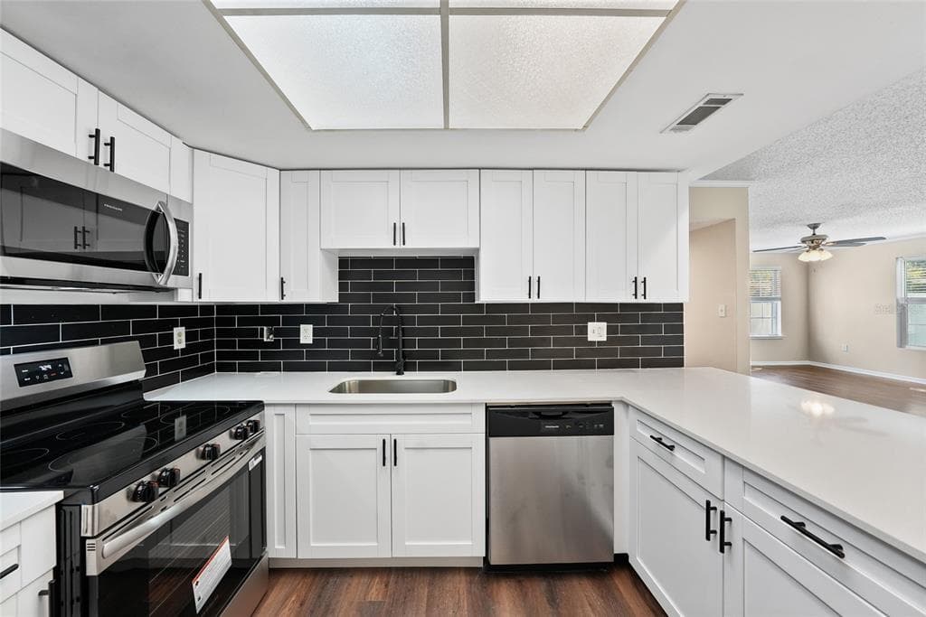 8350 SAVANNAH TRACE CIRCLE # 1703, TAMPA, FL 33615 — zdjęcie 5