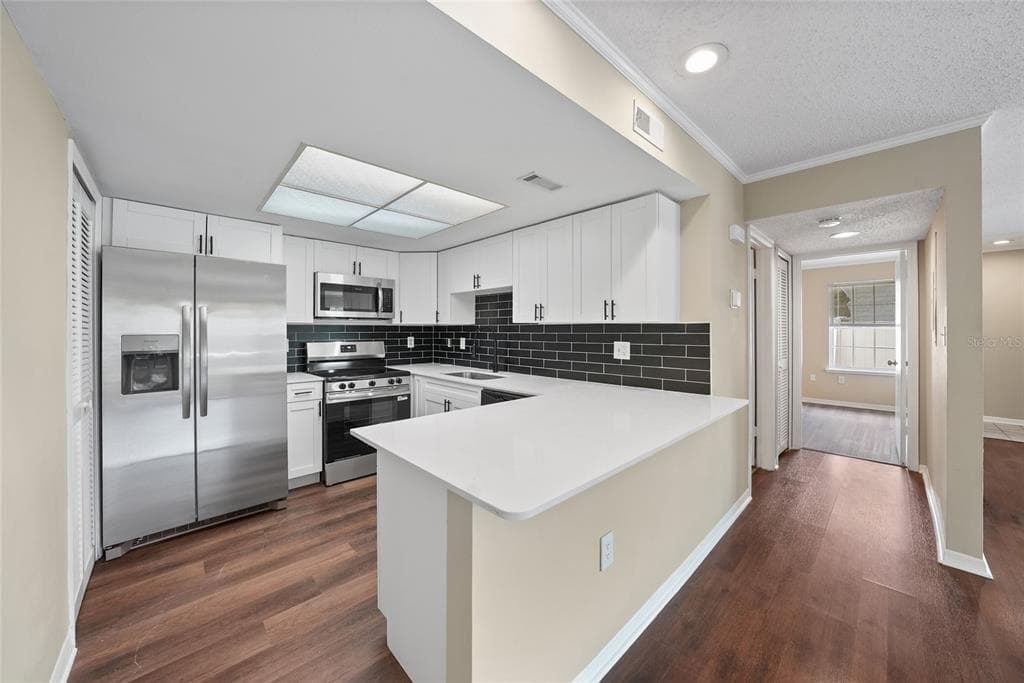8350 SAVANNAH TRACE CIRCLE # 1703, TAMPA, FL 33615 — zdjęcie 4