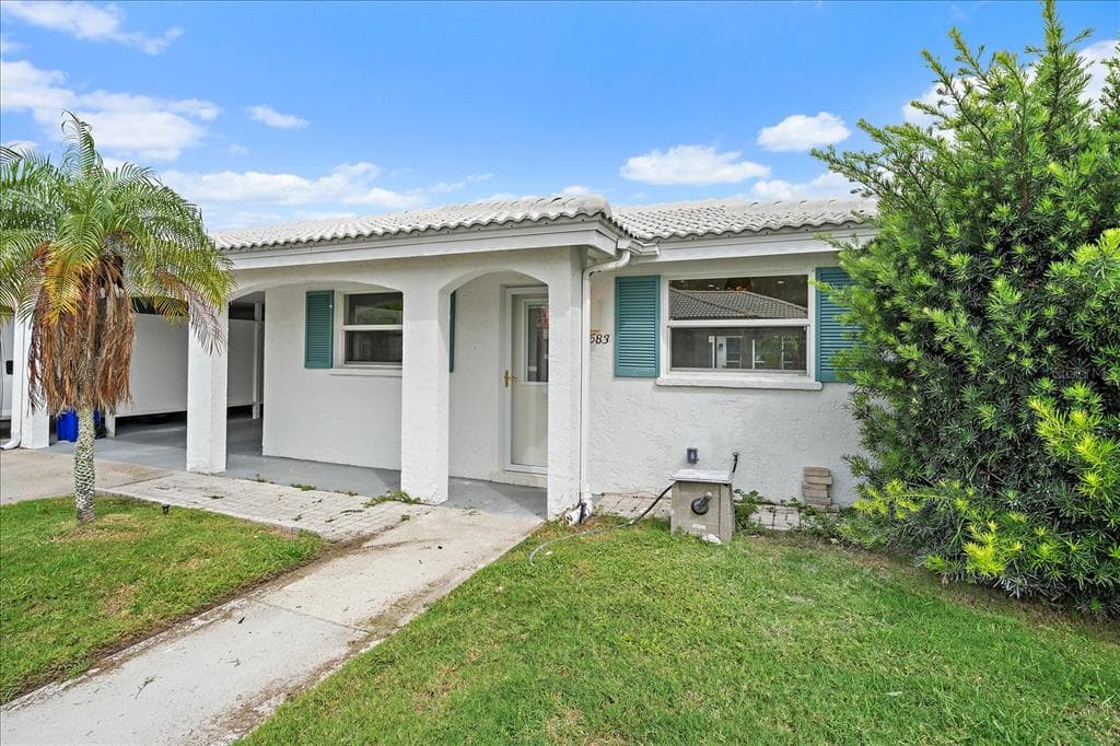 683 SPANISH DRIVE S # 214, LONGBOAT KEY, FL 34228