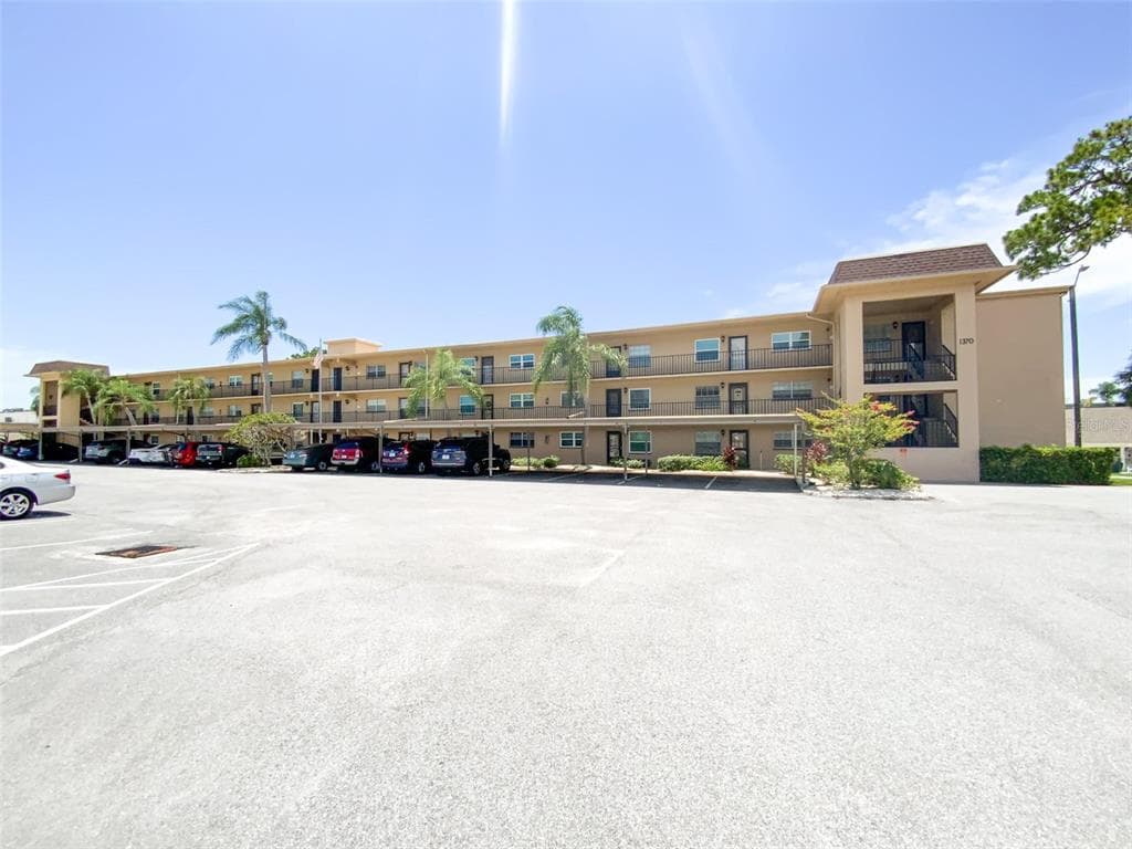 1370 HEATHER RIDGE BOULEVARD # 204, DUNEDIN, FL 34698 — zdjęcie 2