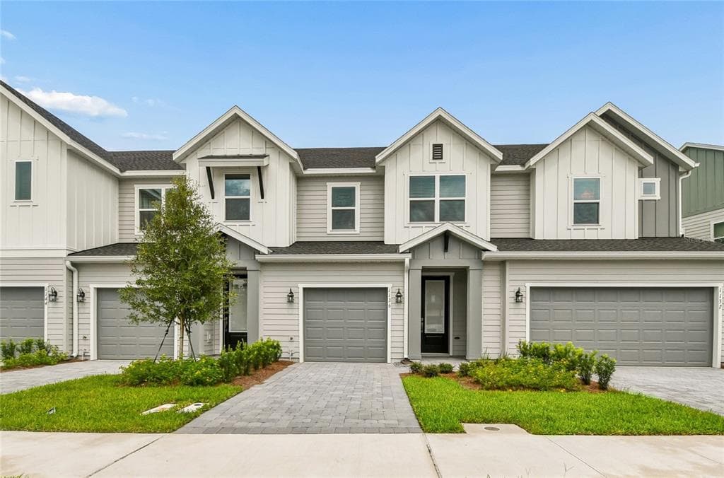 1136 WILD CREST LANE, DAYTONA BEACH, FL 32117