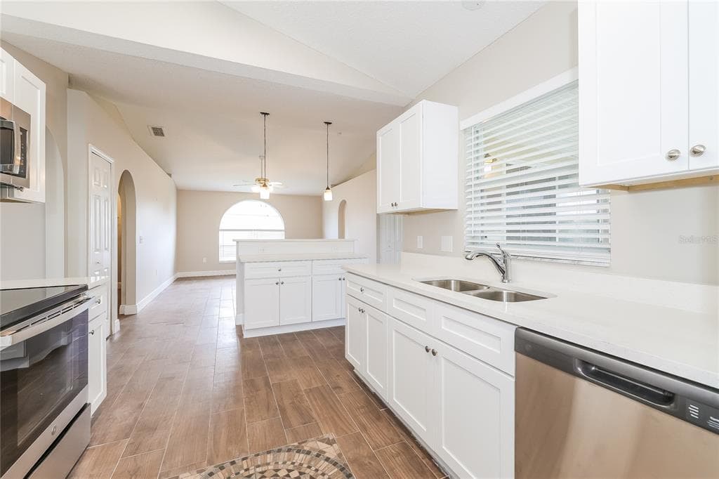 817 ALBI COURT, KISSIMMEE, FL 34759 — zdjęcie 4