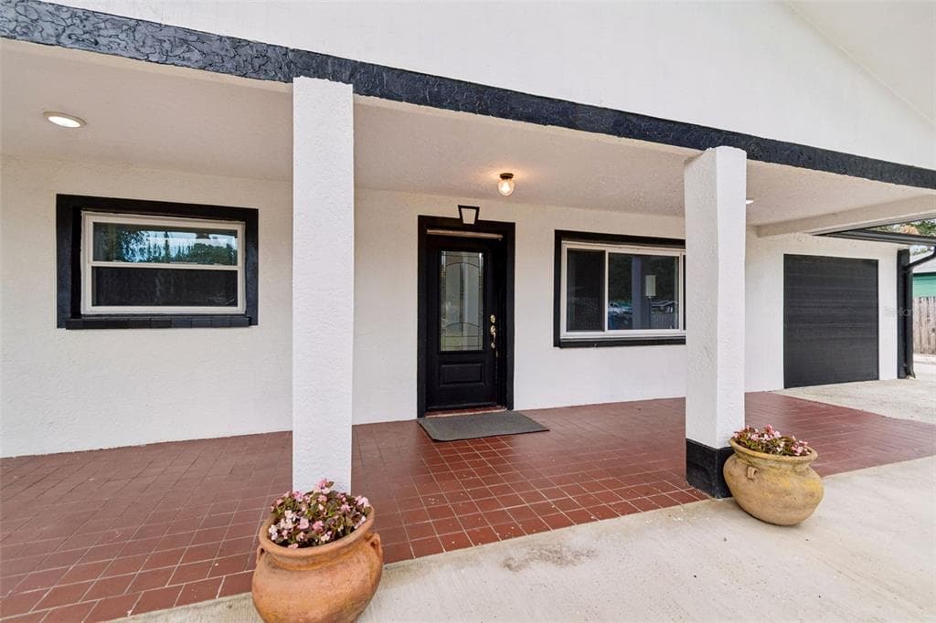 5712 20TH AVENUE S, TAMPA, FL 33619 — zdjęcie 3