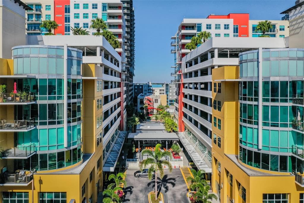 1120 E KENNEDY BOULEVARD # 1030, TAMPA, FL 33602