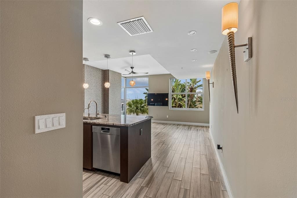 1120 E KENNEDY BOULEVARD # 1030, TAMPA, FL 33602 — zdjęcie 5