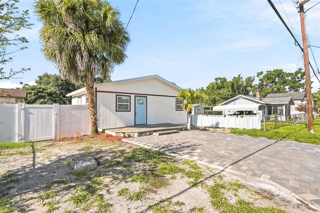 1313 E SITKA STREET, TAMPA, FL 33604 — zdjęcie 2
