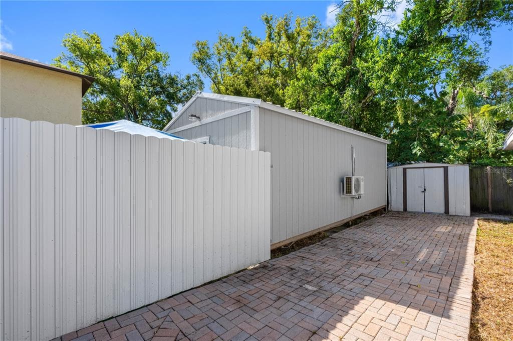 1205 E SENECA AVENUE, TAMPA, FL 33612 — zdjęcie 2