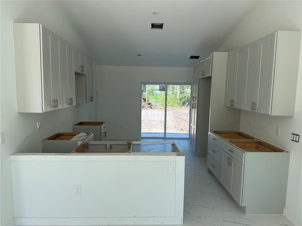 12227 MARYLAND AVENUE, PUNTA GORDA, FL 33955 — zdjęcie 4