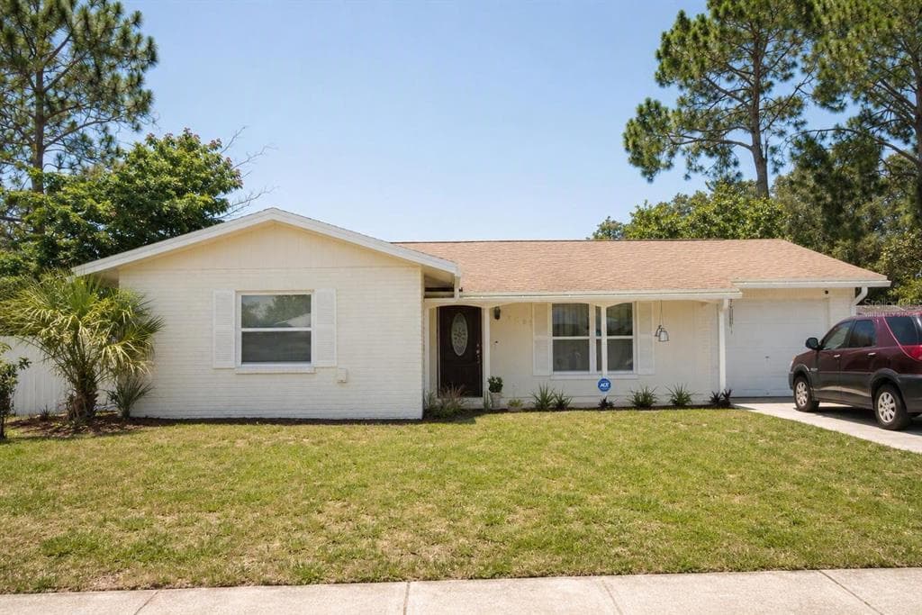 8002 WOODVINE PLACE, TAMPA, FL 33615 — zdjęcie 2