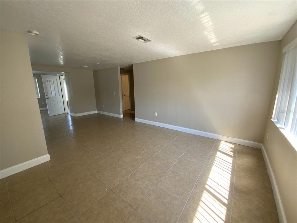 4625 COMPASS COURT, NEW PORT RICHEY, FL 34652 — zdjęcie 3