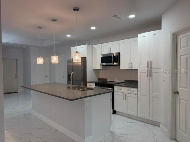 744/746 EISENHOWER BOULEVARD, LEHIGH ACRES, FL 33974 — zdjęcie 3