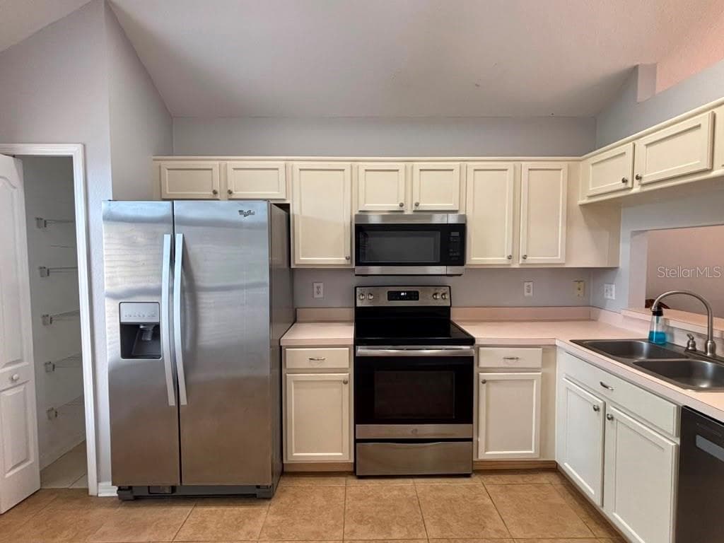 3231 CASTLE ROCK CIRCLE, LAND O LAKES, FL 34639 — zdjęcie 5