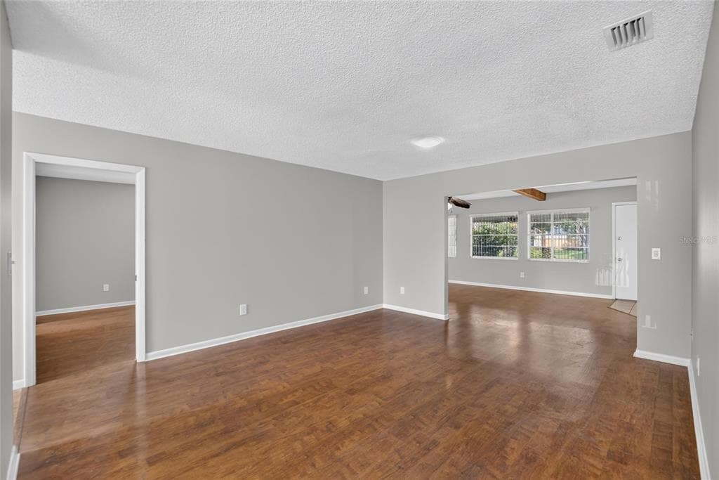 1244 W DEL WEBB BOULEVARD, SUN CITY CENTER, FL 33573 — zdjęcie 4