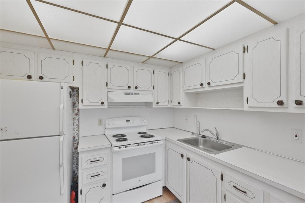 1811 BEDFORD LANE # 163, SUN CITY CENTER, FL 33573 — zdjęcie 4