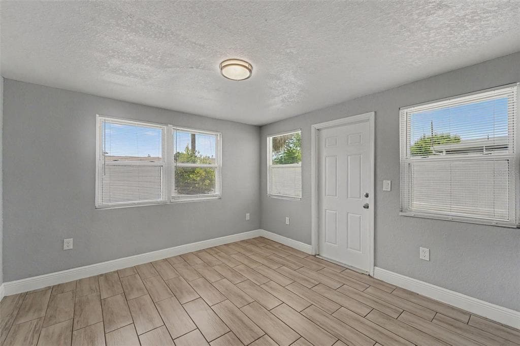 3555 SHERYL HILL DRIVE, HOLIDAY, FL 34691 — zdjęcie 4