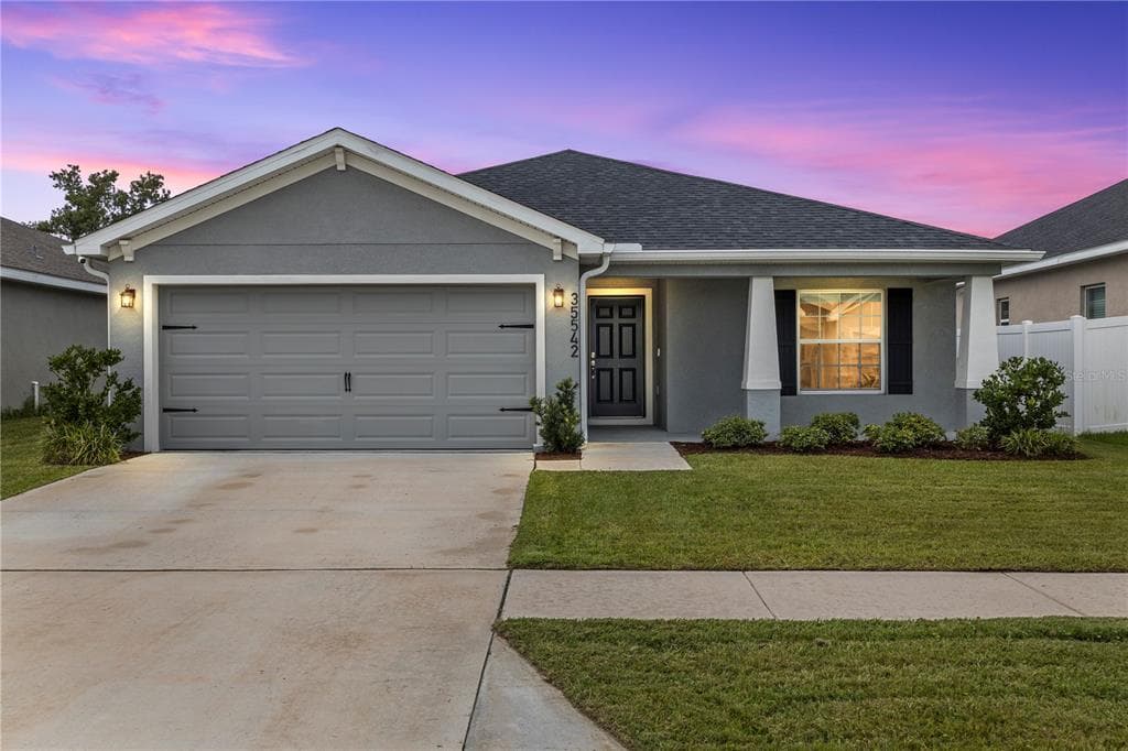 35542 BELLINGTON BOULEVARD, ZEPHYRHILLS, FL 33541