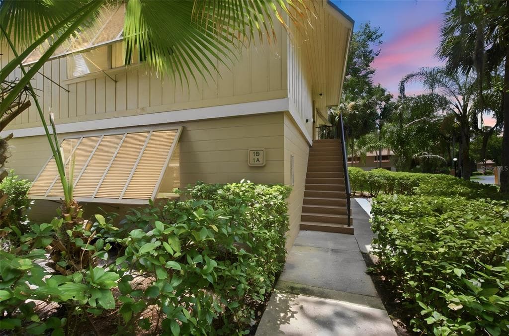 140 ORCHID WOODS COURT # 1B, DELTONA, FL 32725