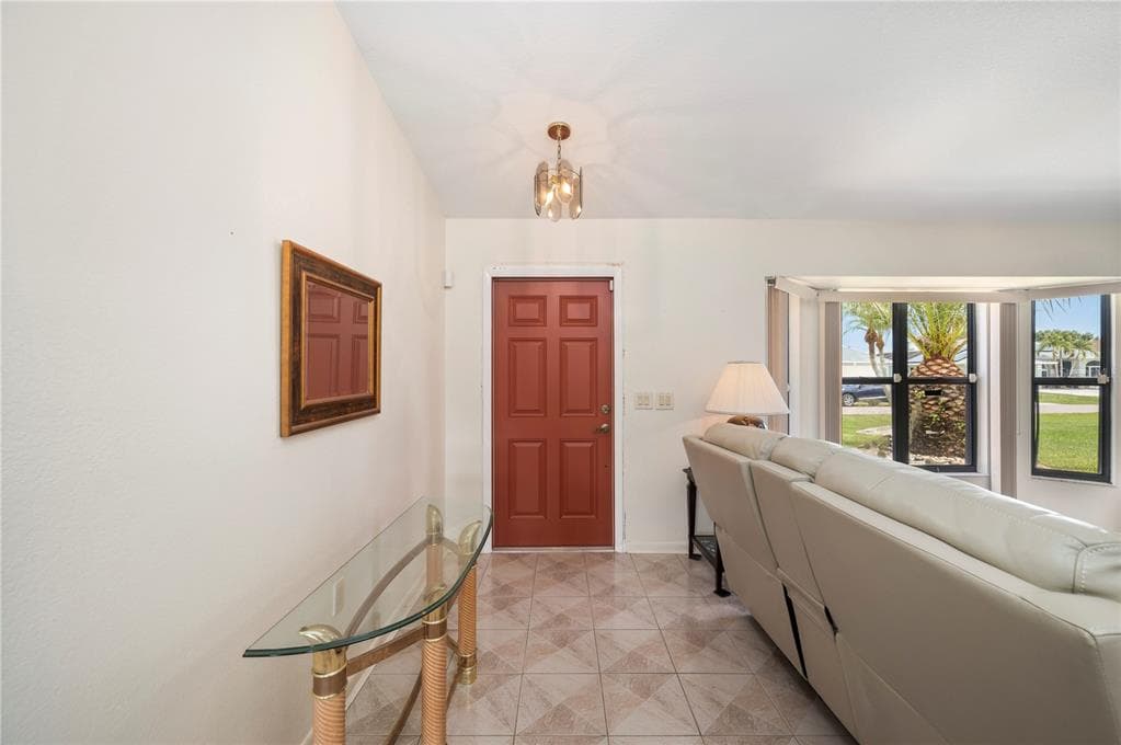 1659 BLUE LAKE CIRCLE, PUNTA GORDA, FL 33983 — zdjęcie 3