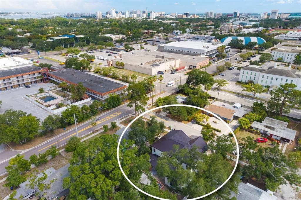 2114 FLOYD STREET, SARASOTA, FL 34239 — zdjęcie 3