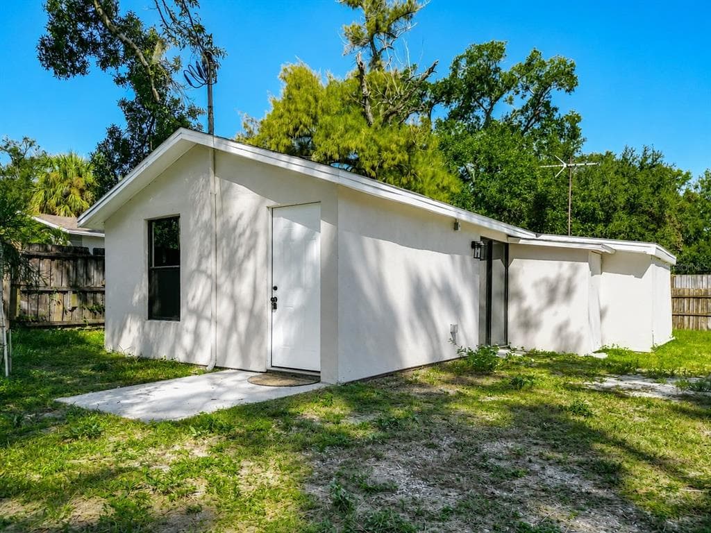 6920 DELANO AVENUE, TAMPA, FL 33619 — zdjęcie 2