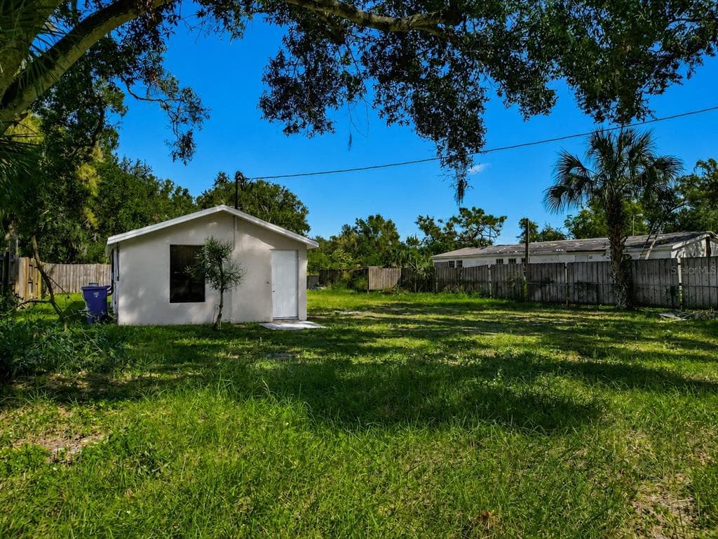 6920 DELANO AVENUE, TAMPA, FL 33619 — zdjęcie 3