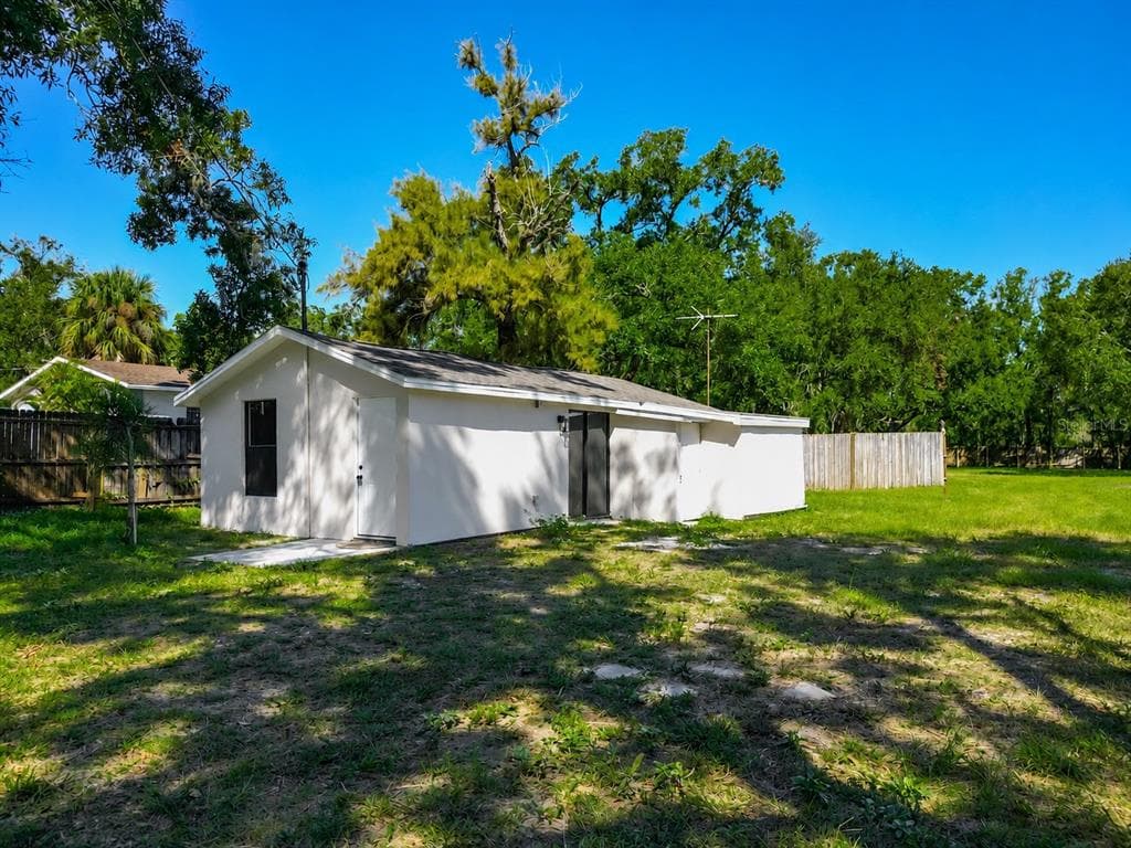 6920 DELANO AVENUE, TAMPA, FL 33619