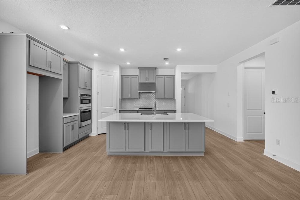 1623 ANSON LANE, ZEPHYRHILLS, FL 33541 — zdjęcie 2